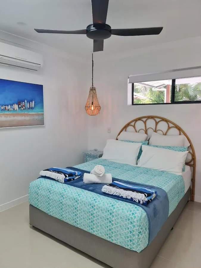 Blue Lagoon Tropical Sanctuary Тринити Бич